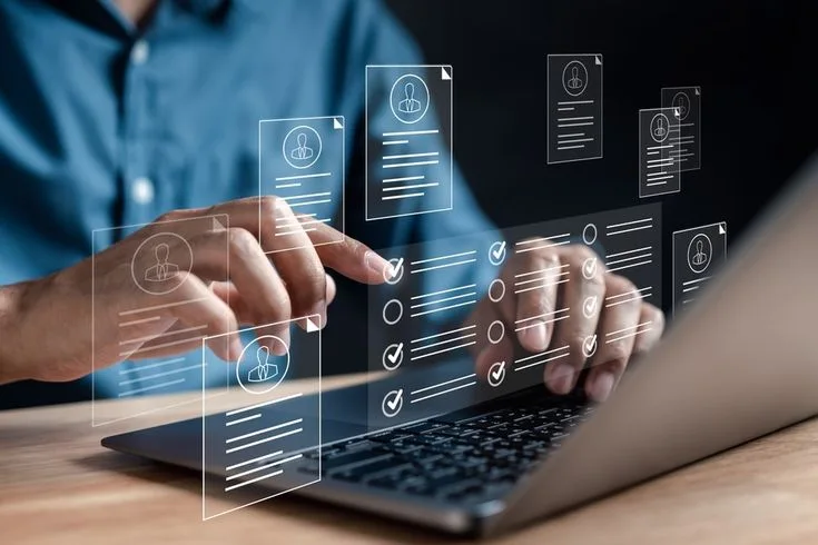 Freelance digital marketing strategist in thrissur on laptop